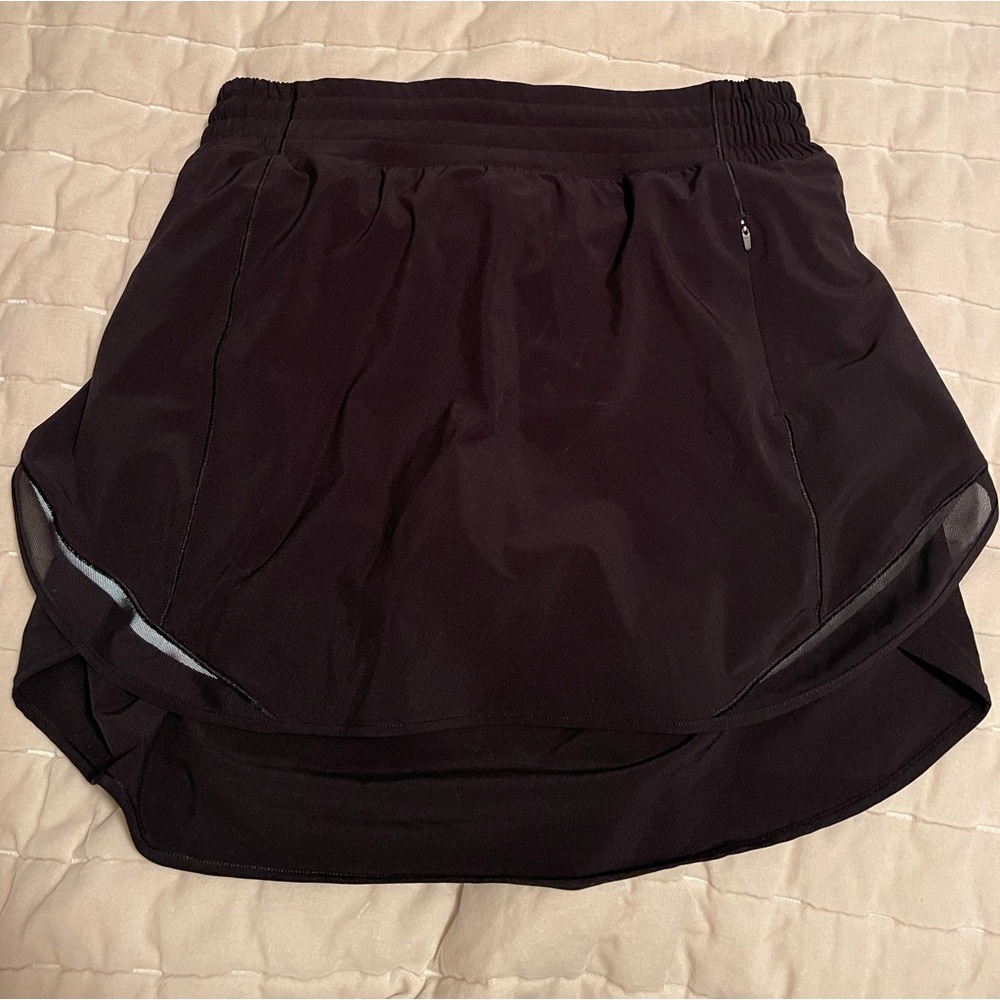Lululemon Hotty Hot High-Rise Skirt in Black